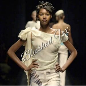 VINTAGE CHLOE HORSE COLLECTION TOP CHLOE SILK TOP!